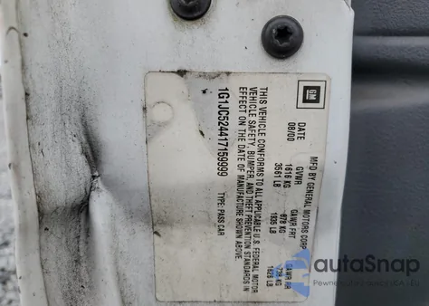 2001 Chevrolet Cavalier Base from USA, damaged, VIN 1G1JC524417159999